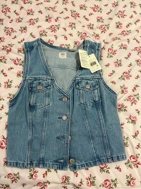 Levis denim vest